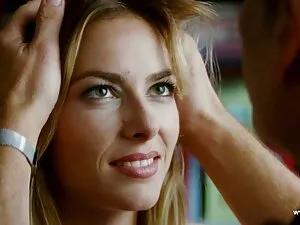 Rubia madura tetona  ...