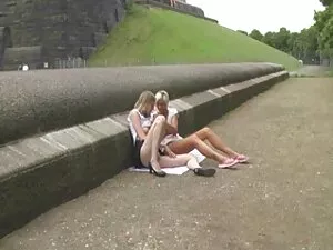 Ella necesita polla  ...